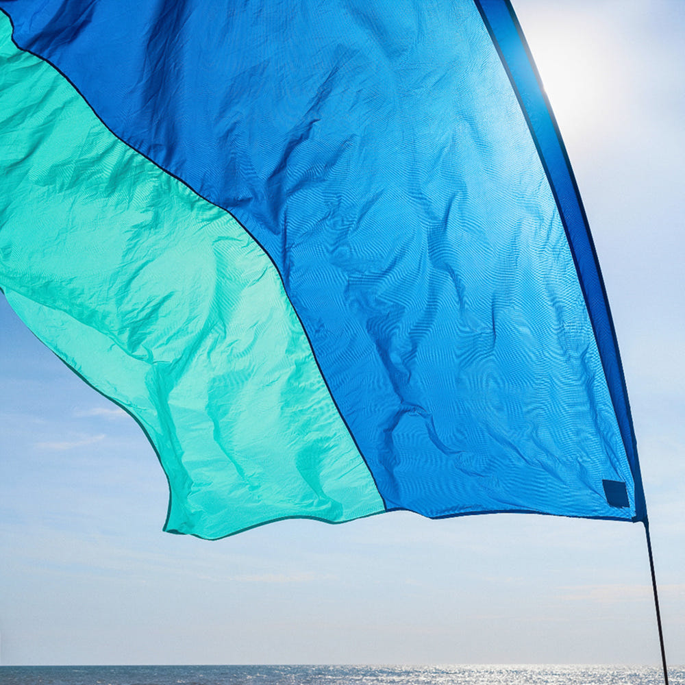 Shibumi Shade with Wind Assist